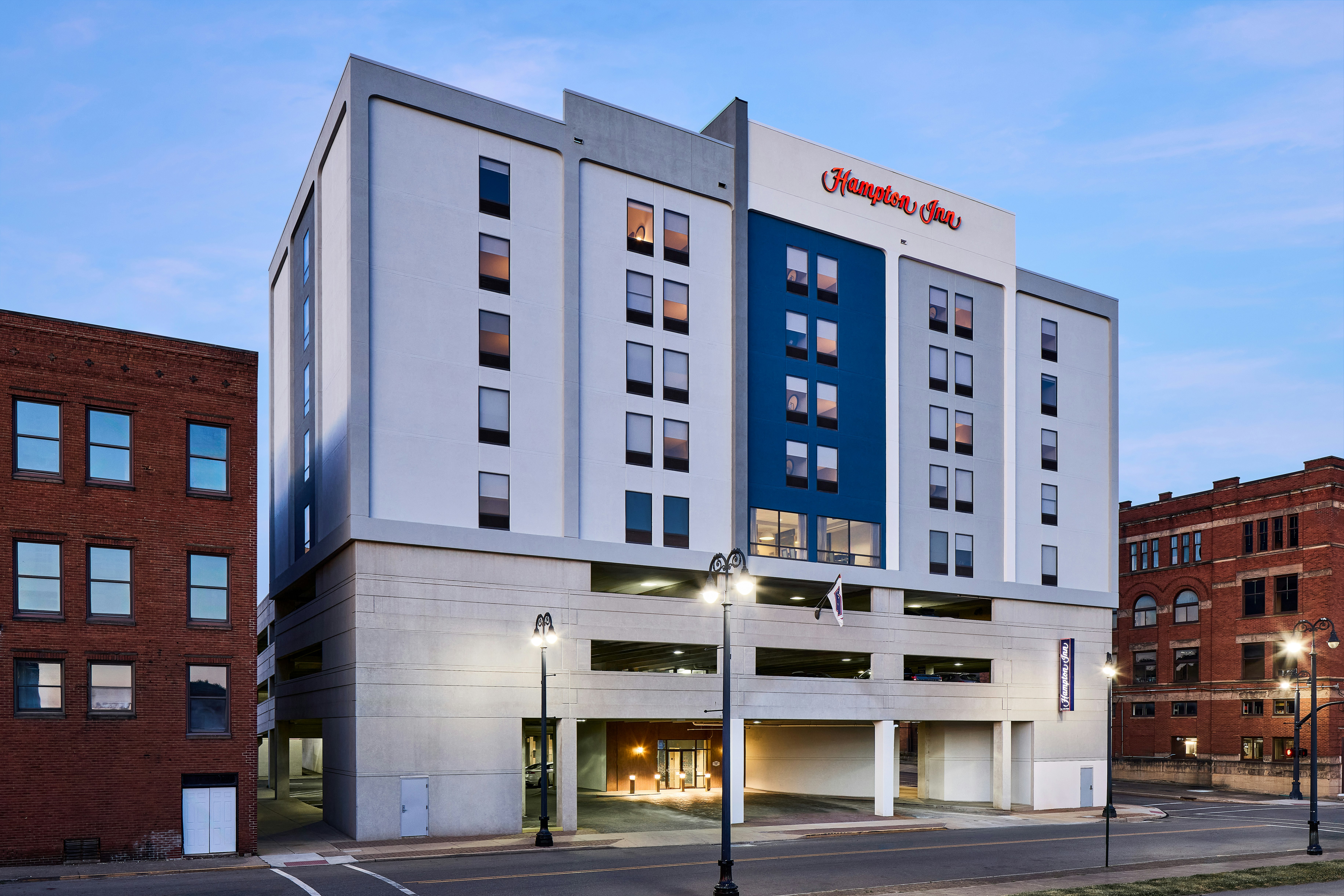 Hampton Inn Massillon 2/41