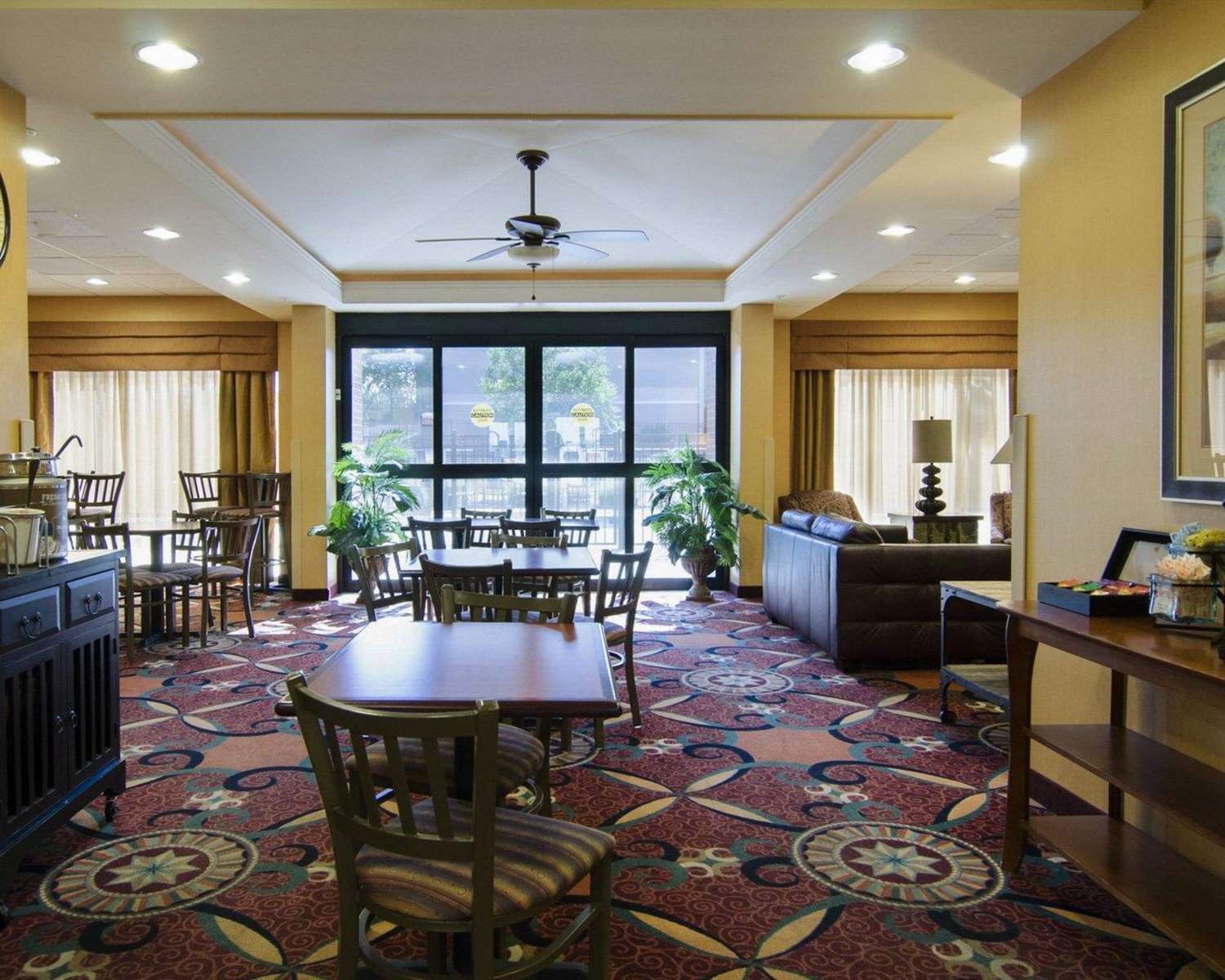 Affordable Suites Rogers/Bentonville, AR 12/19