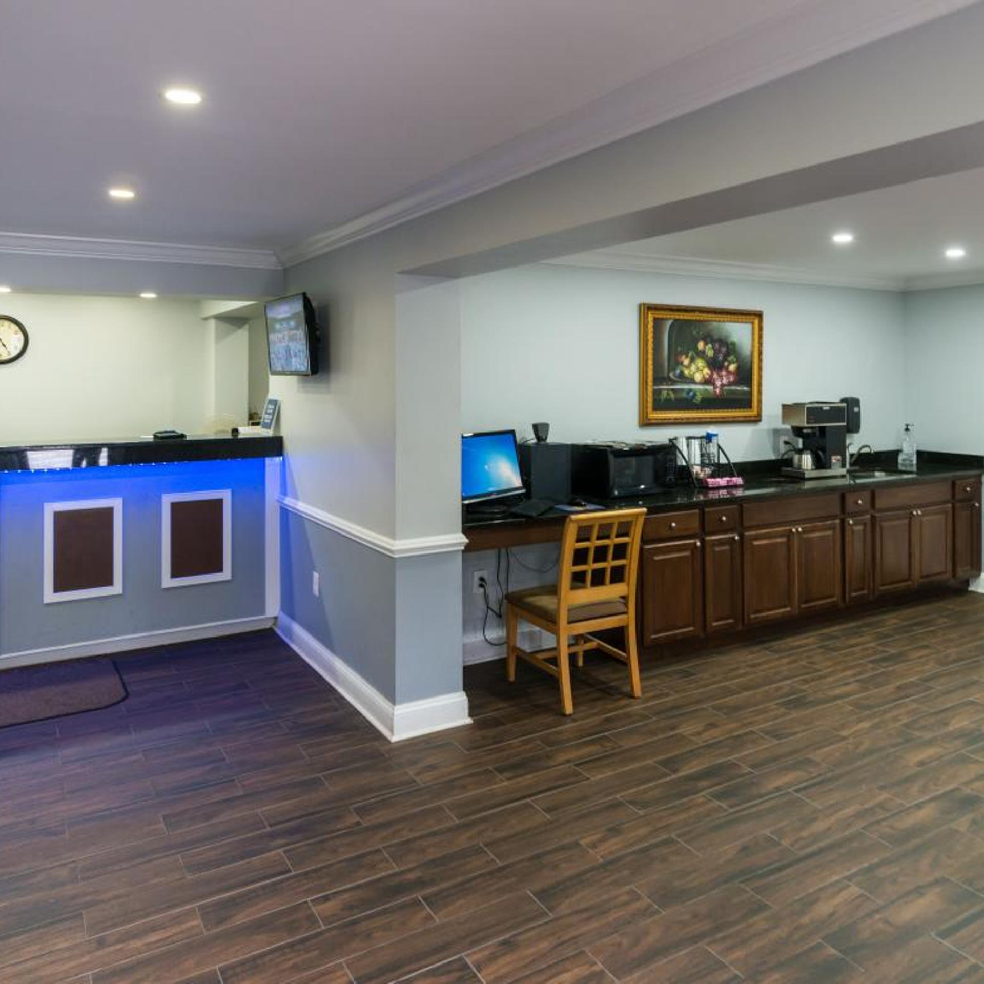 Cambridge Inn Ex Americas Best Value Inn Cambridge 2/18