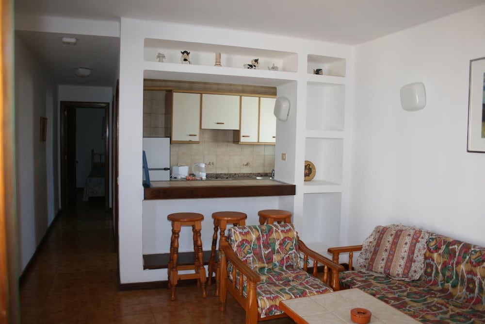 Las Acacias Apartments 22/32
