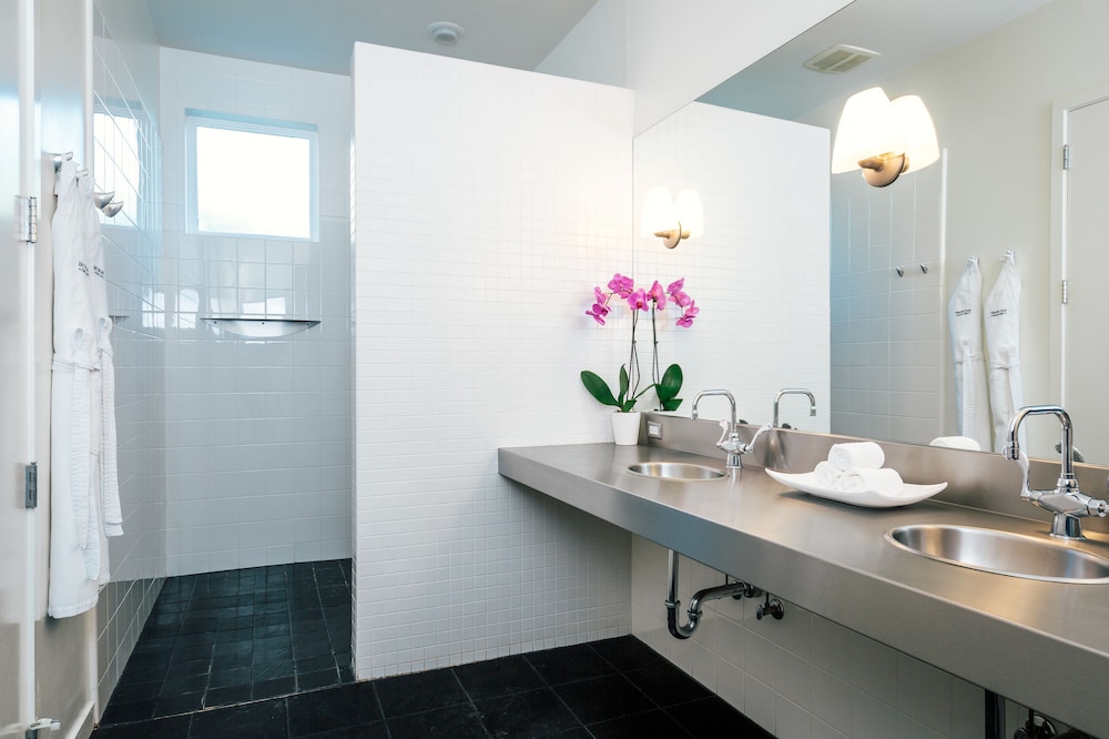 Duchamp Hotel Private Suites 18/51