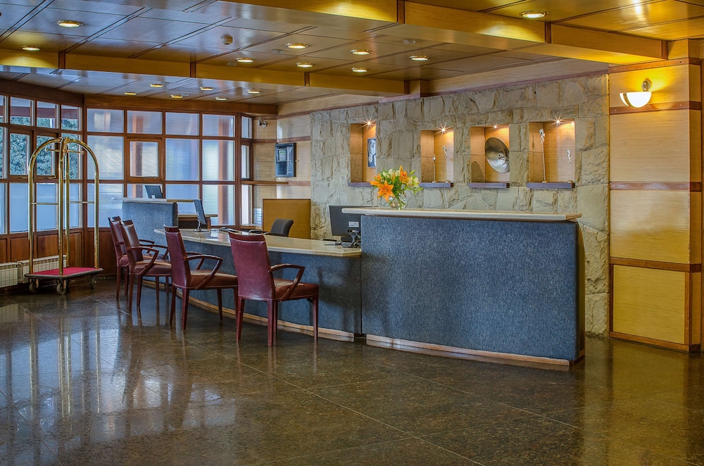 Lobby at NH Bariloche Edelweiss, BARILOCHE