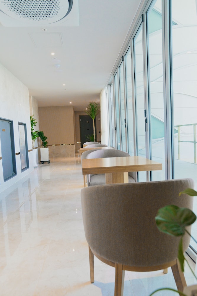 H Avenue Hotel Gwangali Beach 4/50