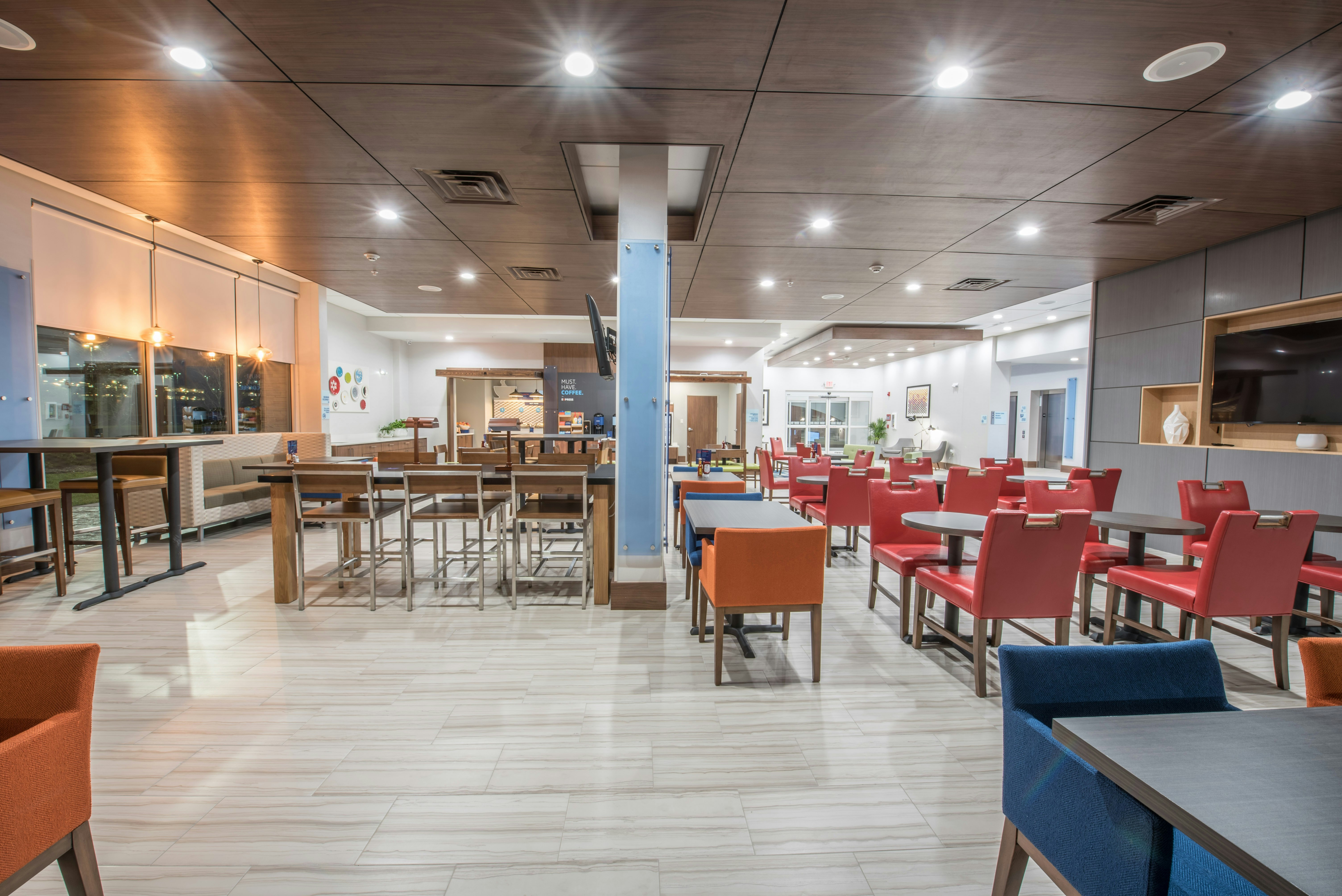 Holiday Inn Express and Suites Houston Westchase - Westheimer 46/59