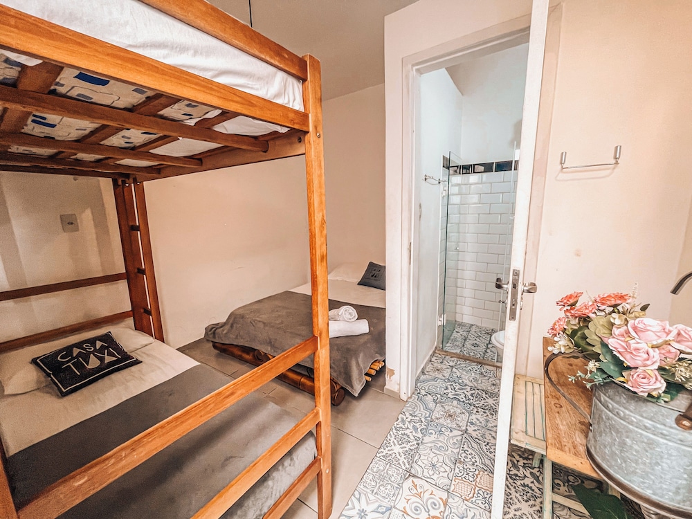 Voa Casa Tuxi 22/66