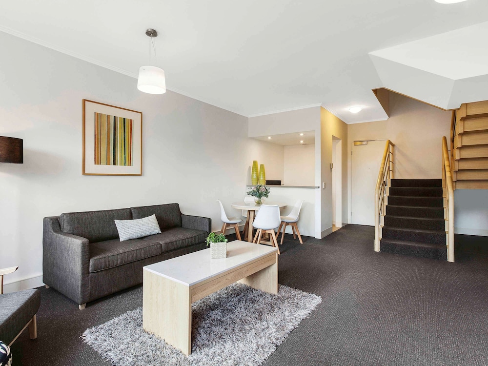 Mercure Melbourne Albert Park 41/72