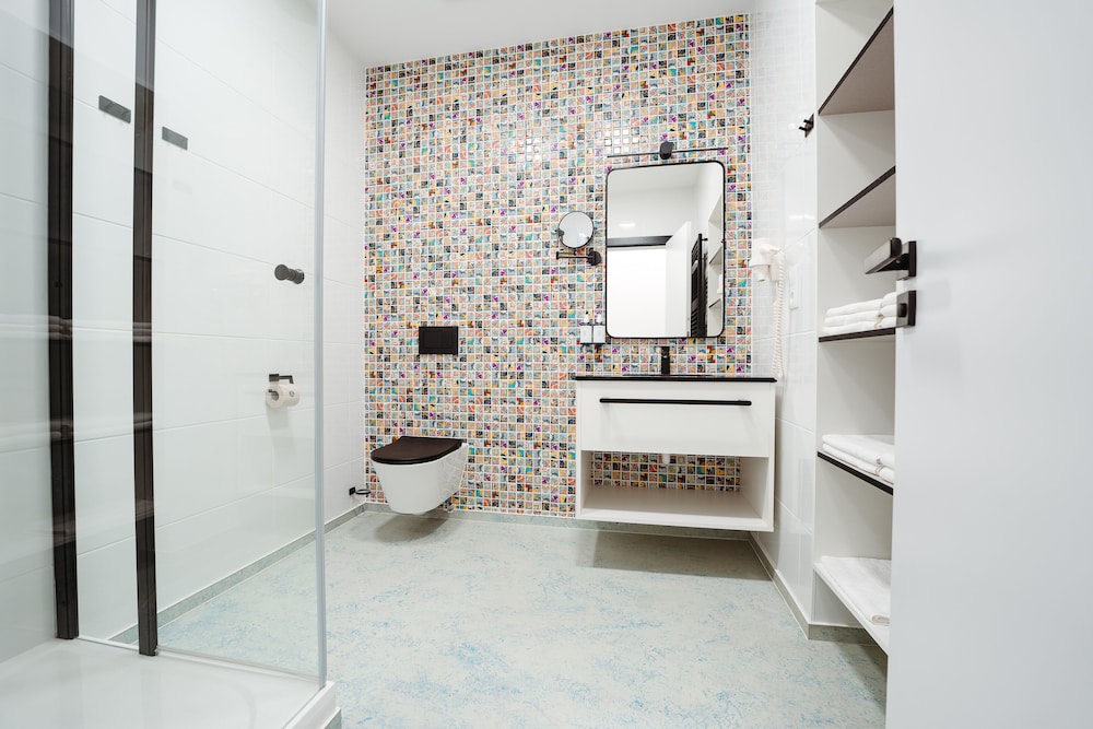 Family Apartments by Astoria Hotel & Medical Spa 48/50