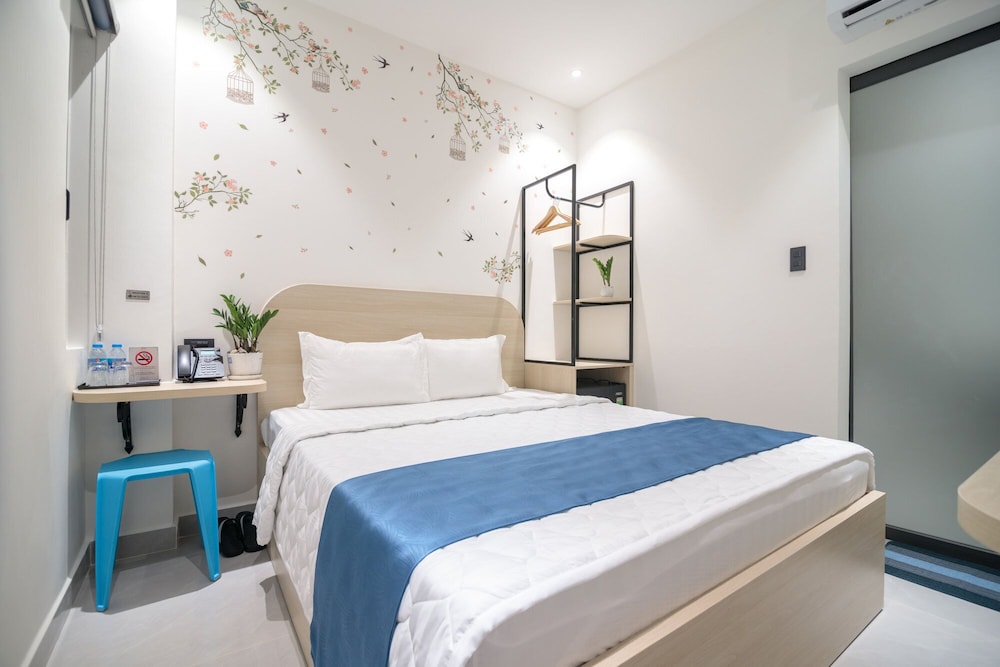 Bin Bin Hotel 16 - Near Bui Vien Walking Street 36/50