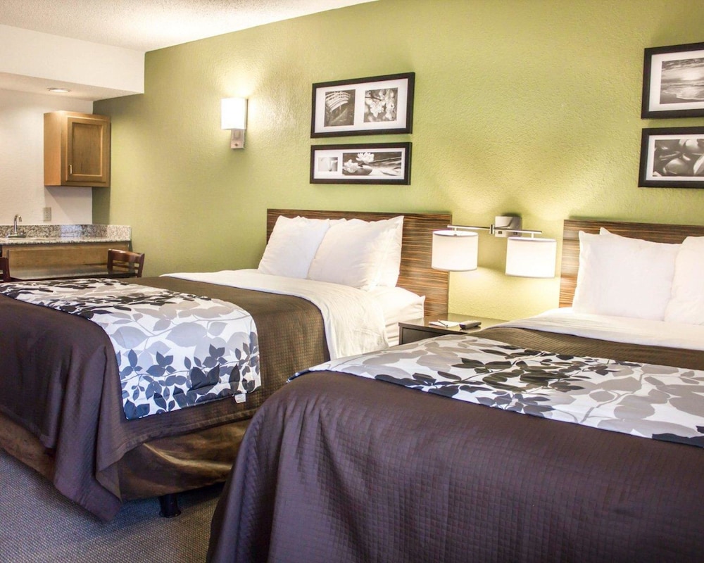Sleep Inn & Suites Columbus - State University Area 7/27