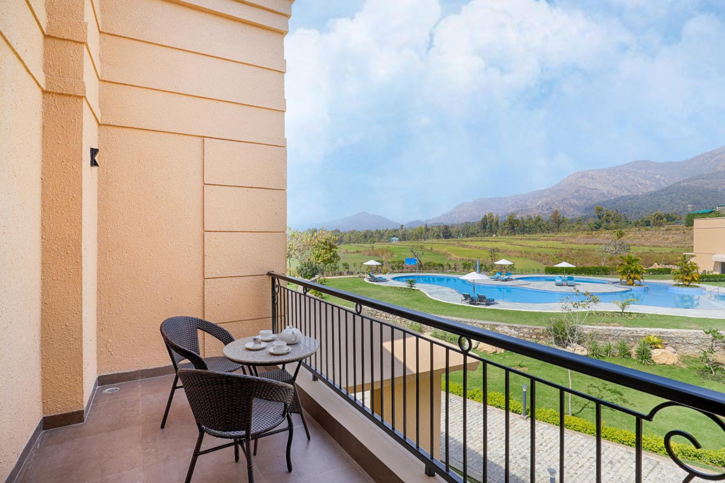 Club Mahindra Patkot photo 2