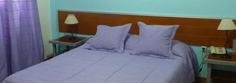 Hotel Adrazi 17/40