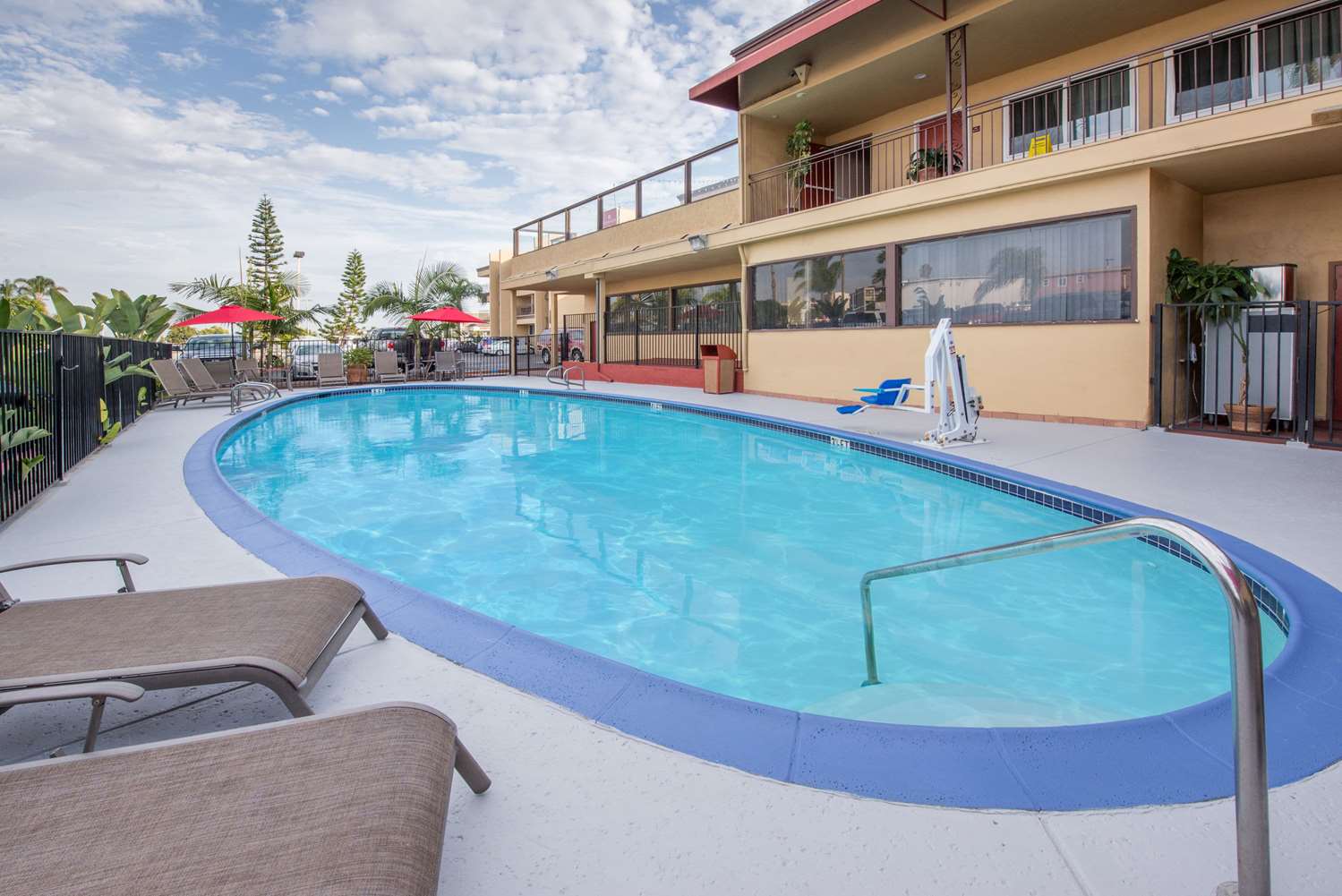 Ramada by Wyndham San Diego Airport 35/42