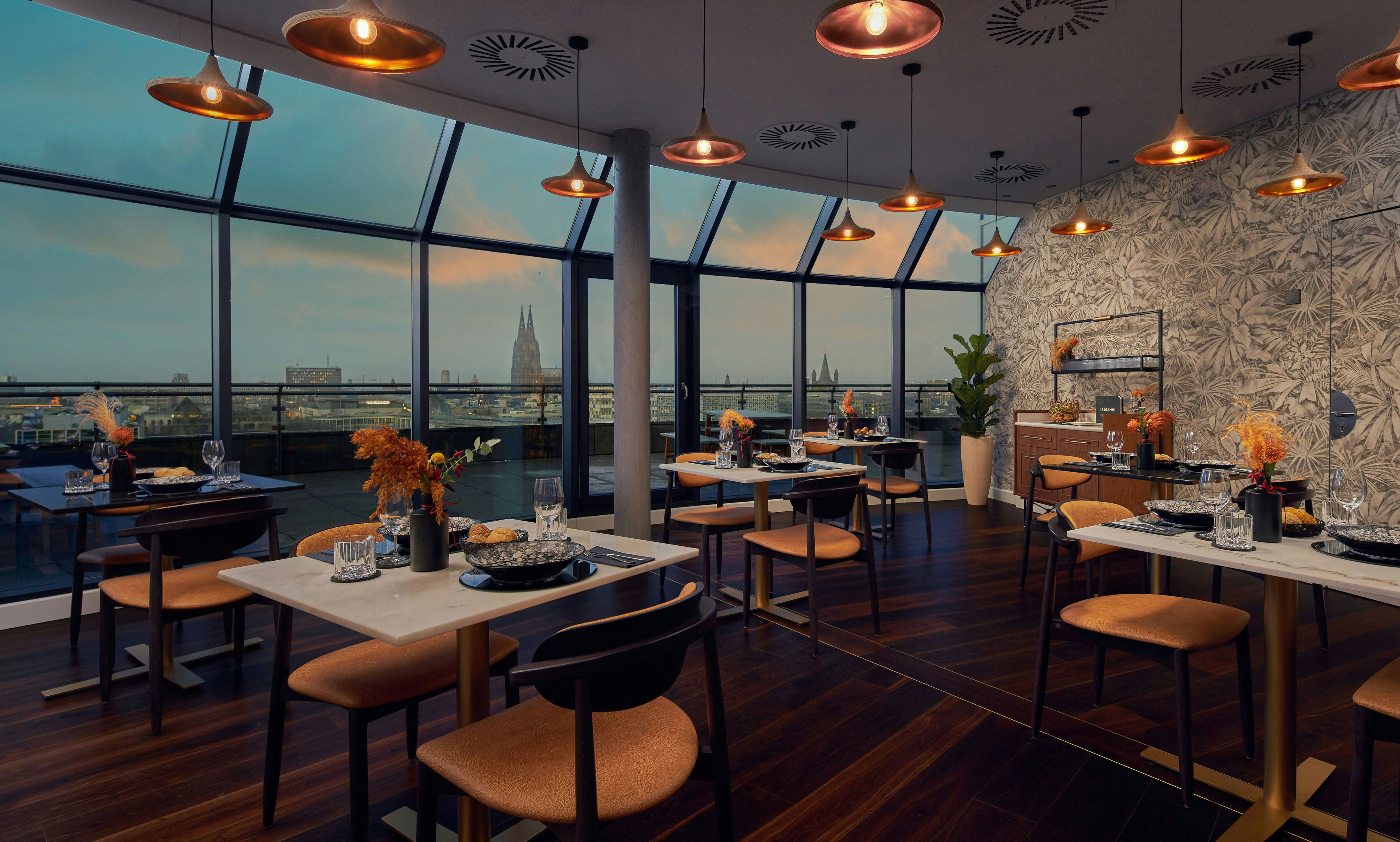 Hotel Wasserturm Cologne Curio Collection By Hilton 44/57