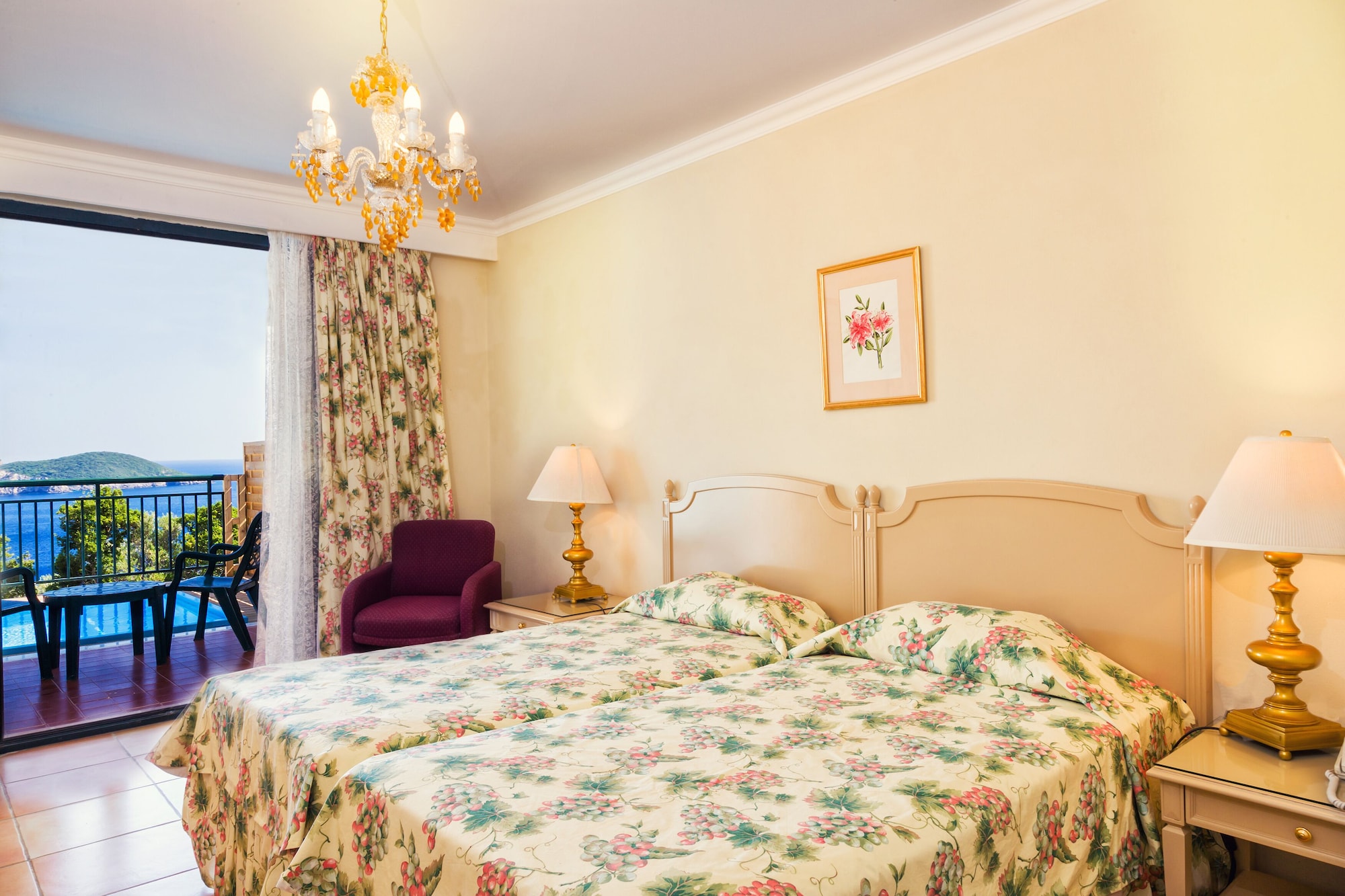Luxury, Bungalow, Double Bed, Jetted Pool