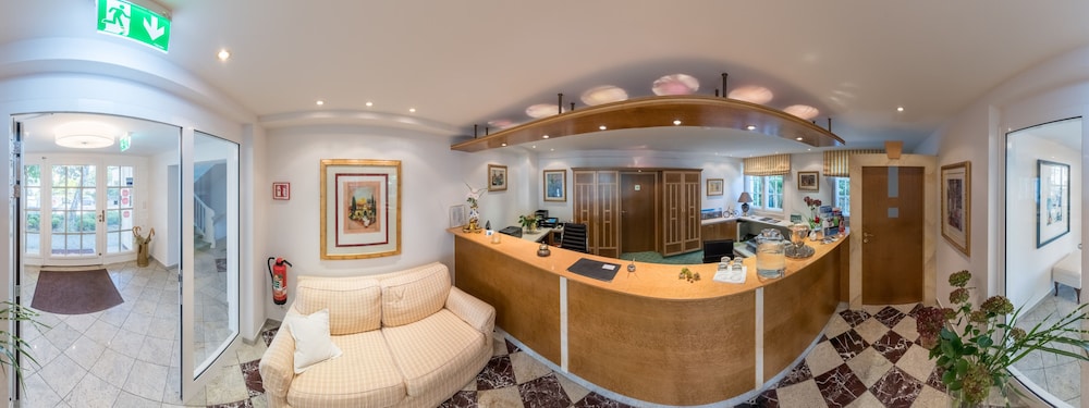 Villa Im Park 1/28