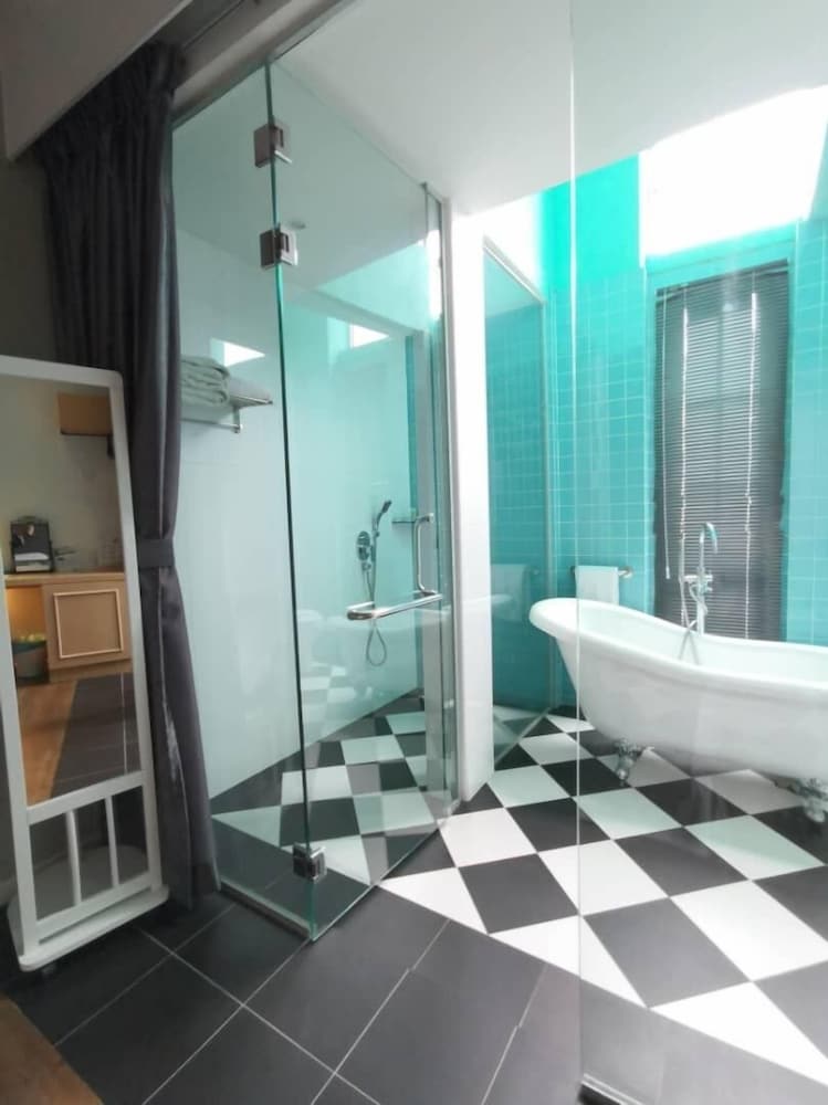Havona Boutique Hotel at Mount Austin 35/48