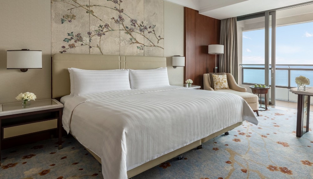 Shangri-La Qinhuangdao 6/50
