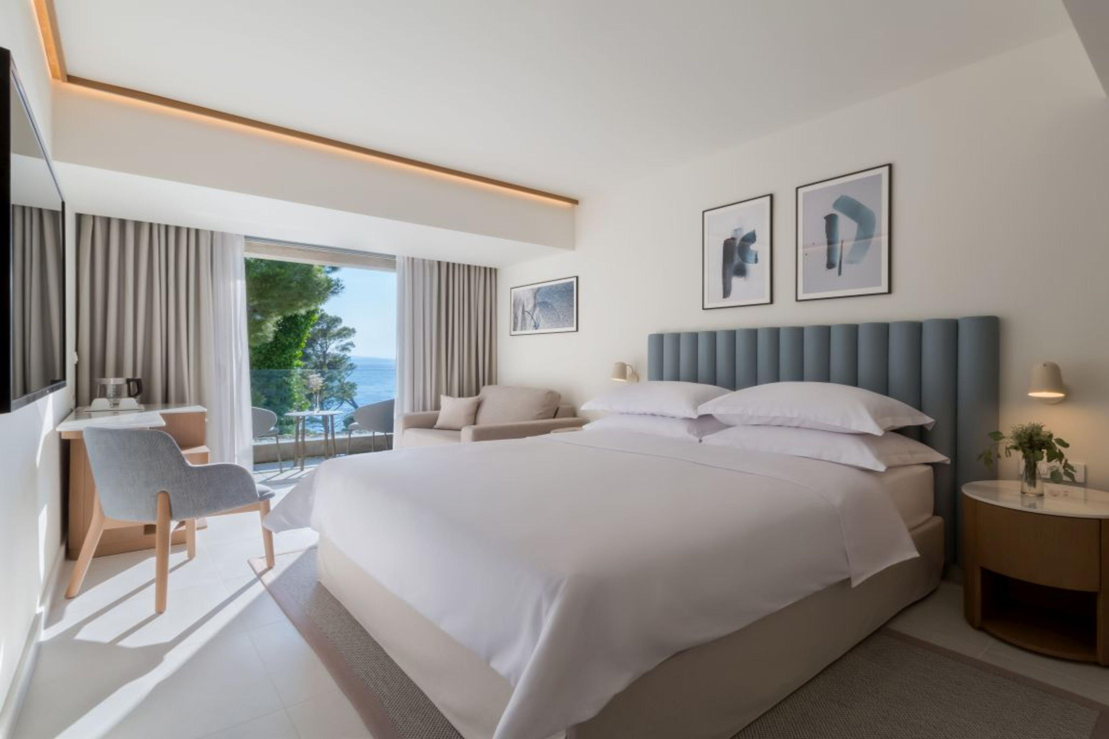 Superior, Sea Side, Balcony