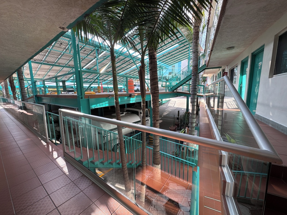 Real Inn De Tijuana Boulevard Agua Caliente 25/50