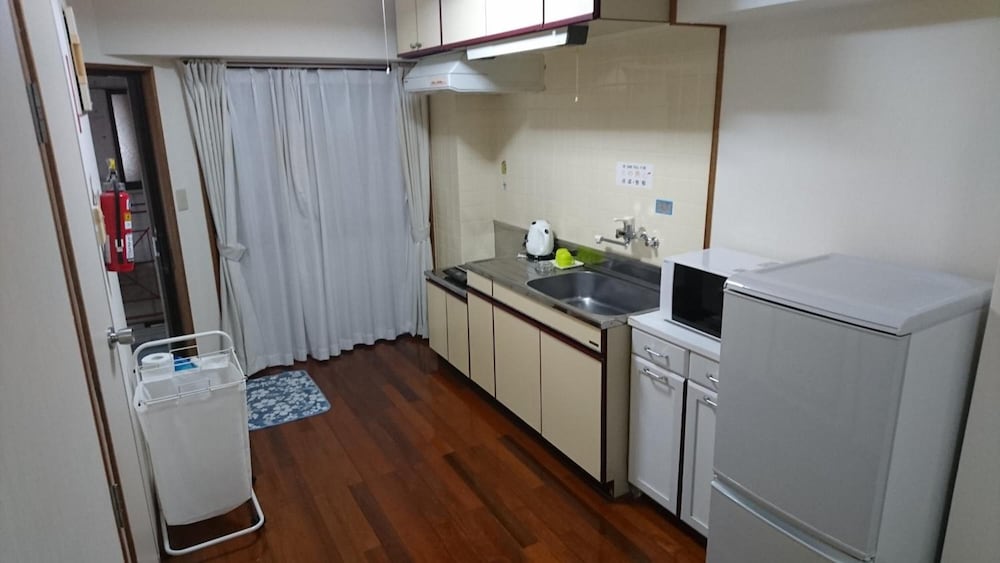 Kokusai Towns Inn 6/72