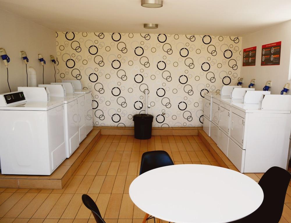 Javsa Apartments 17/17