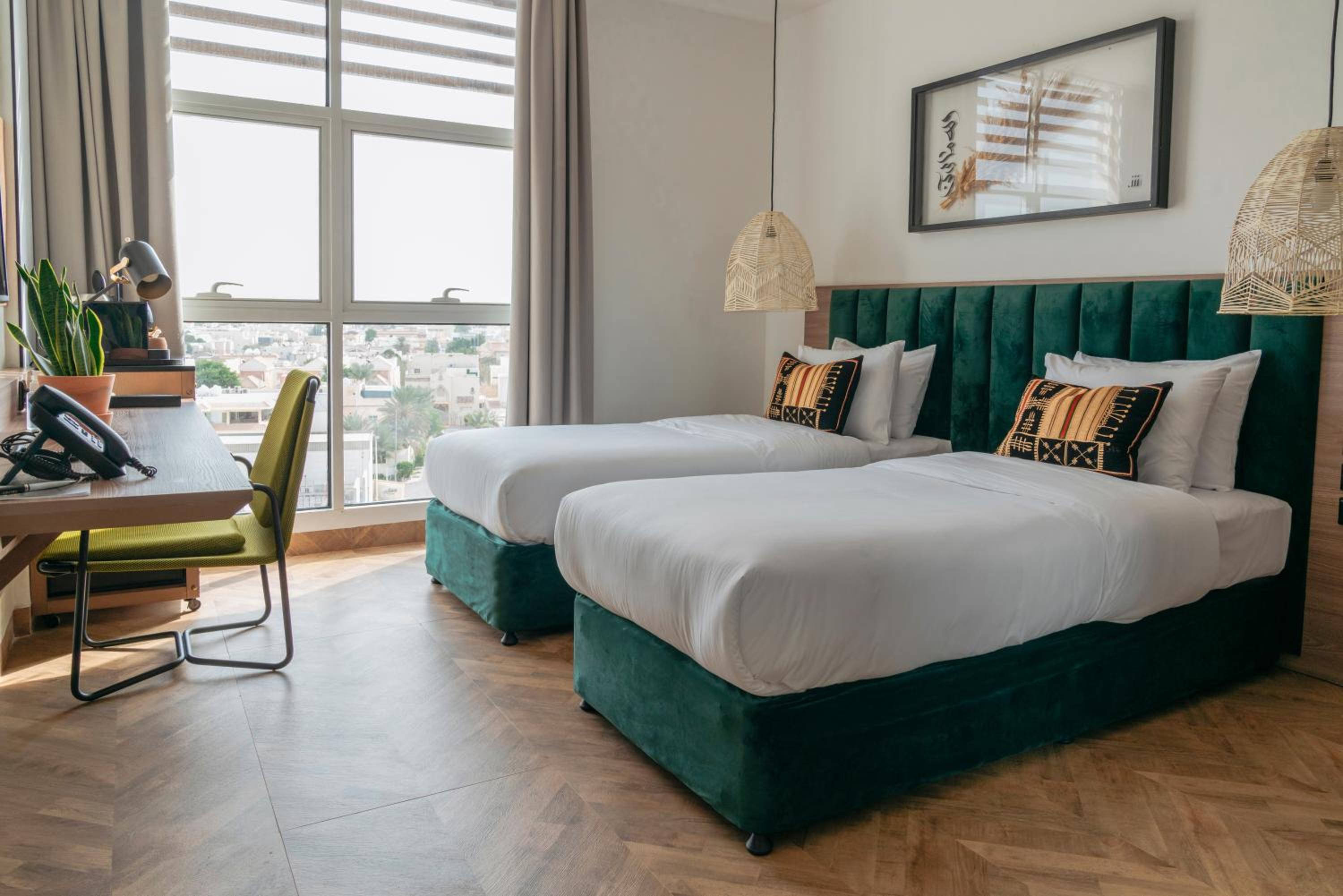 ROOM, TWIN BEDS, WITH VIEW