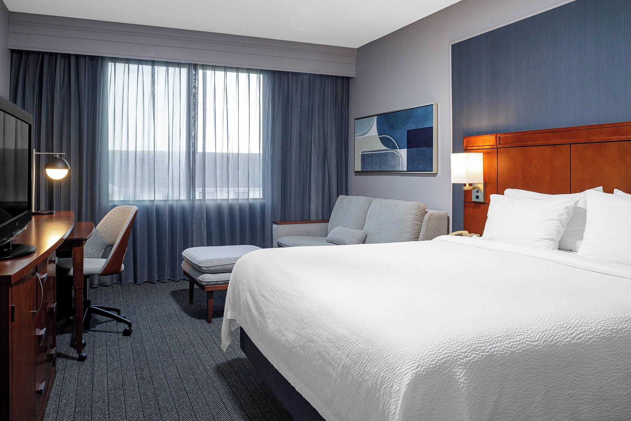 Room, Double Bed, Accessible