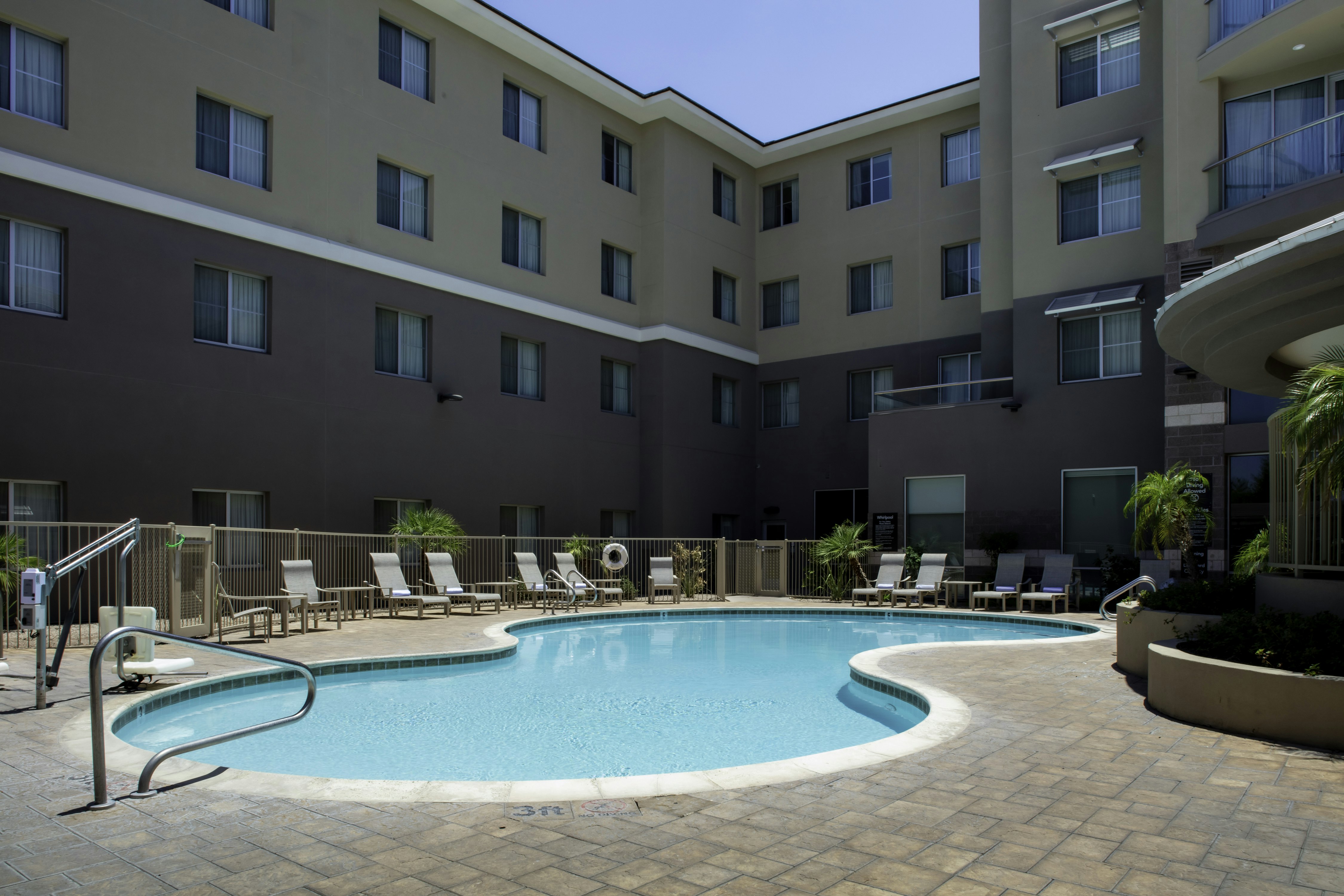 Homewood Suites By Hilton Phoenix Airport South 15/15