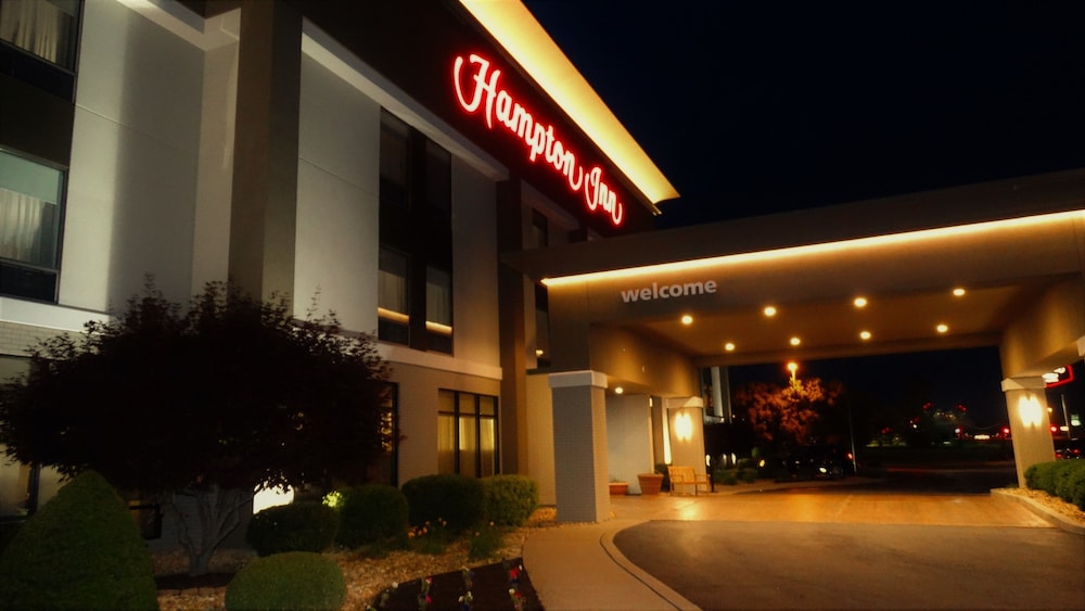 Hampton Inn Carbondale in CARBONDALE - IL