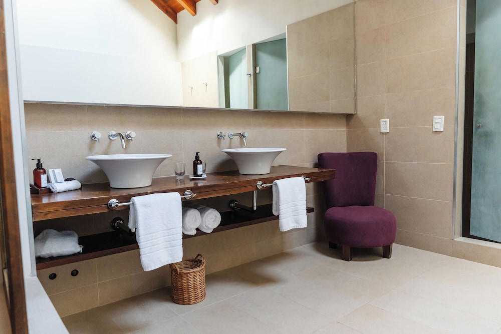 Loi Suites Chapelco Hotel 67/68