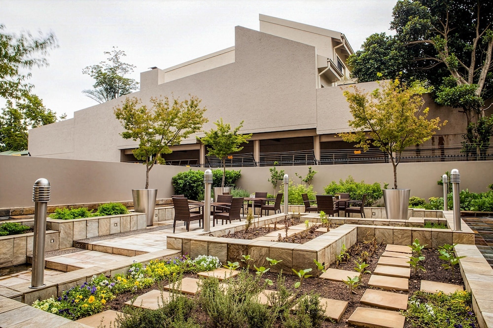 Southern Sun Rosebank 43/50