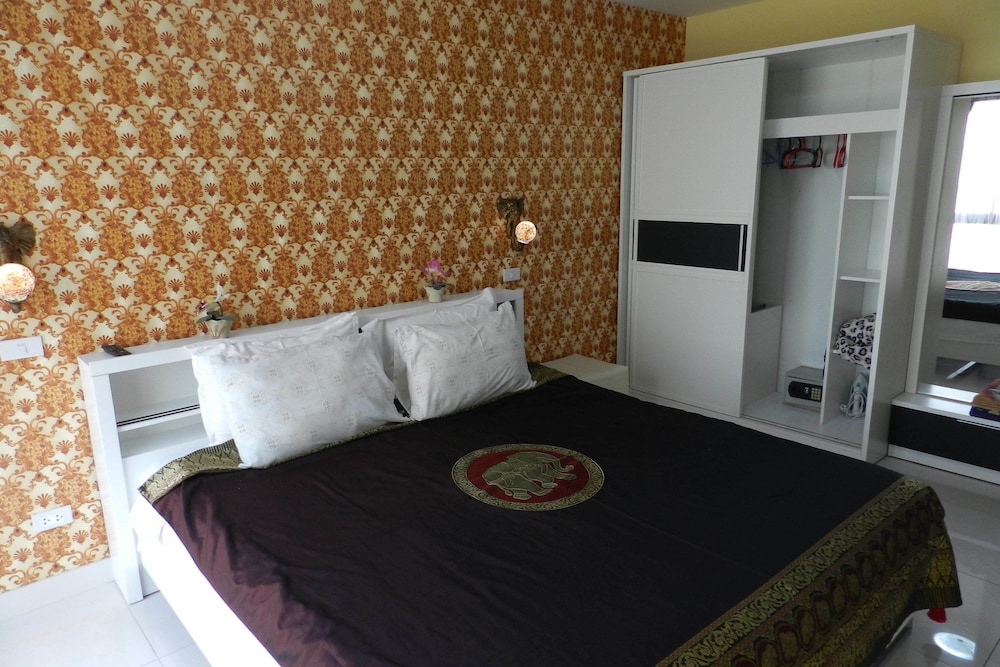 Apartments Alex Group Neocondo Pattaya 17/100