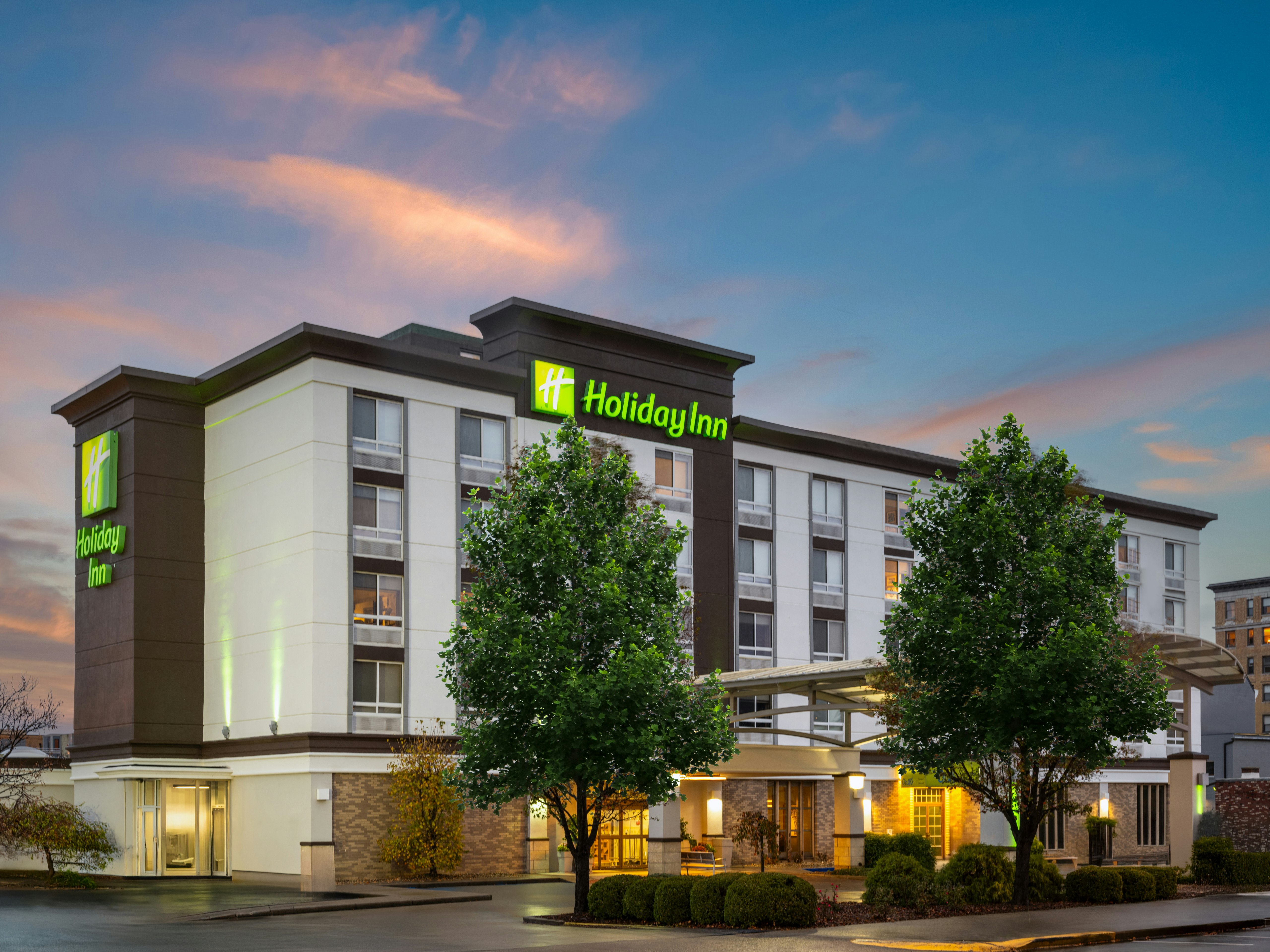 Holiday Inn Portsmouth Downtown 8/66