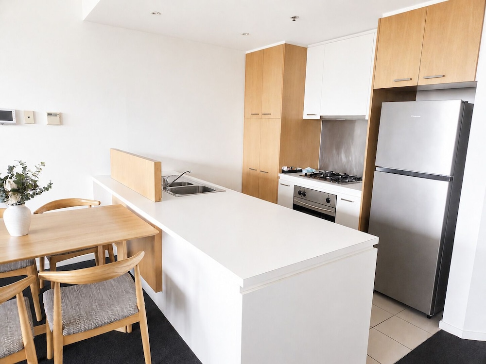 Harbour Escape Apartments 4/49
