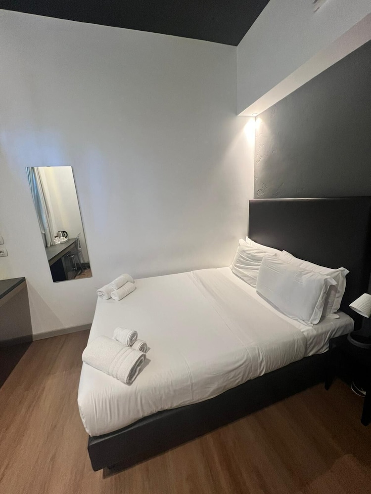 Bed And Taste 38/56