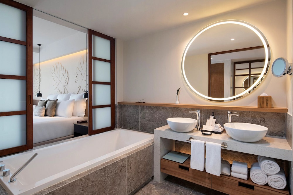 SECRETS PLAYA ESMERALDA RESORTS & SPA 49/50