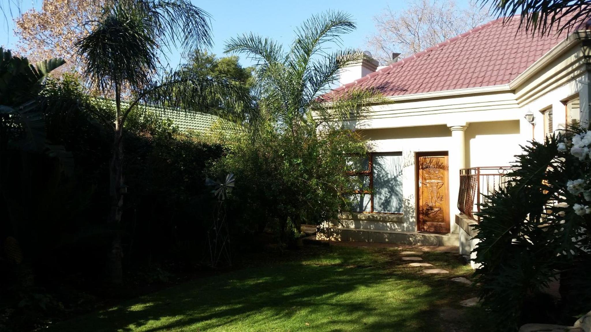 Eagle Rock Executive Guest House 28/35