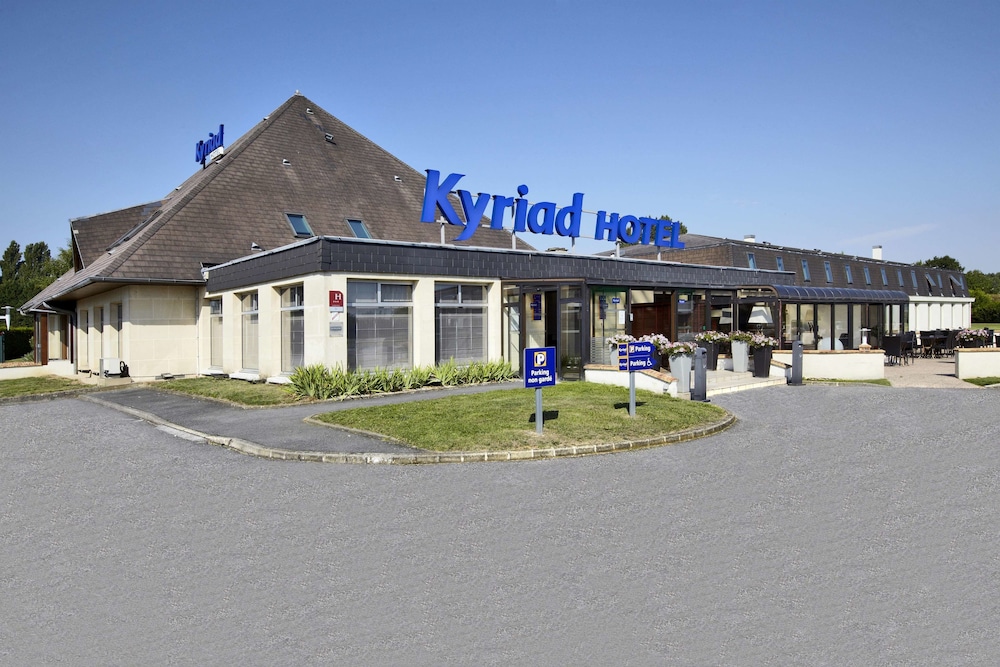 Kyriad Prestige Compiegne 1/65