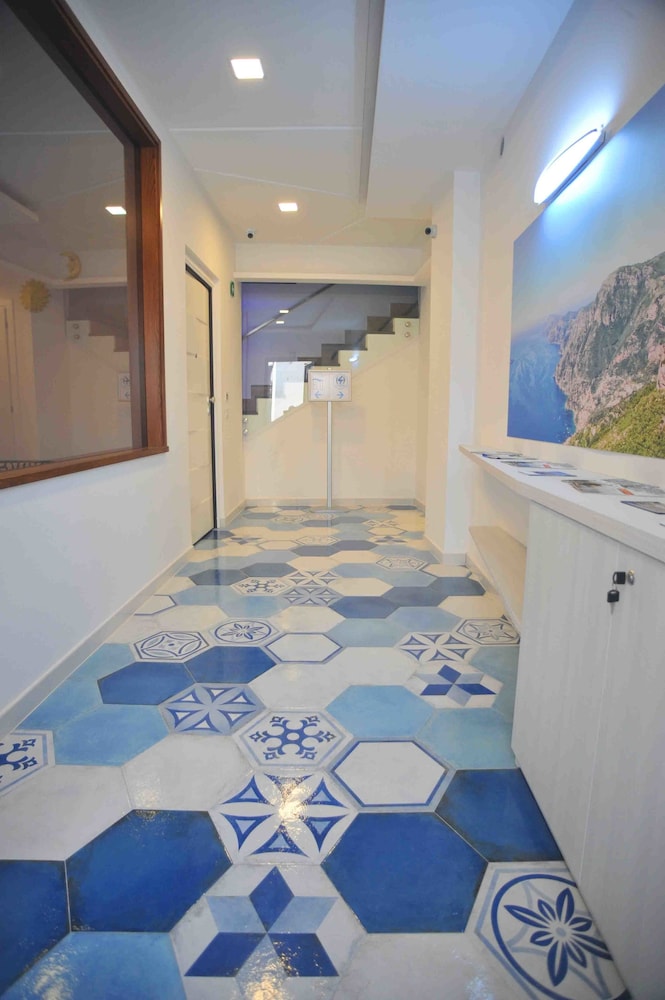 Costa Blu 28/50