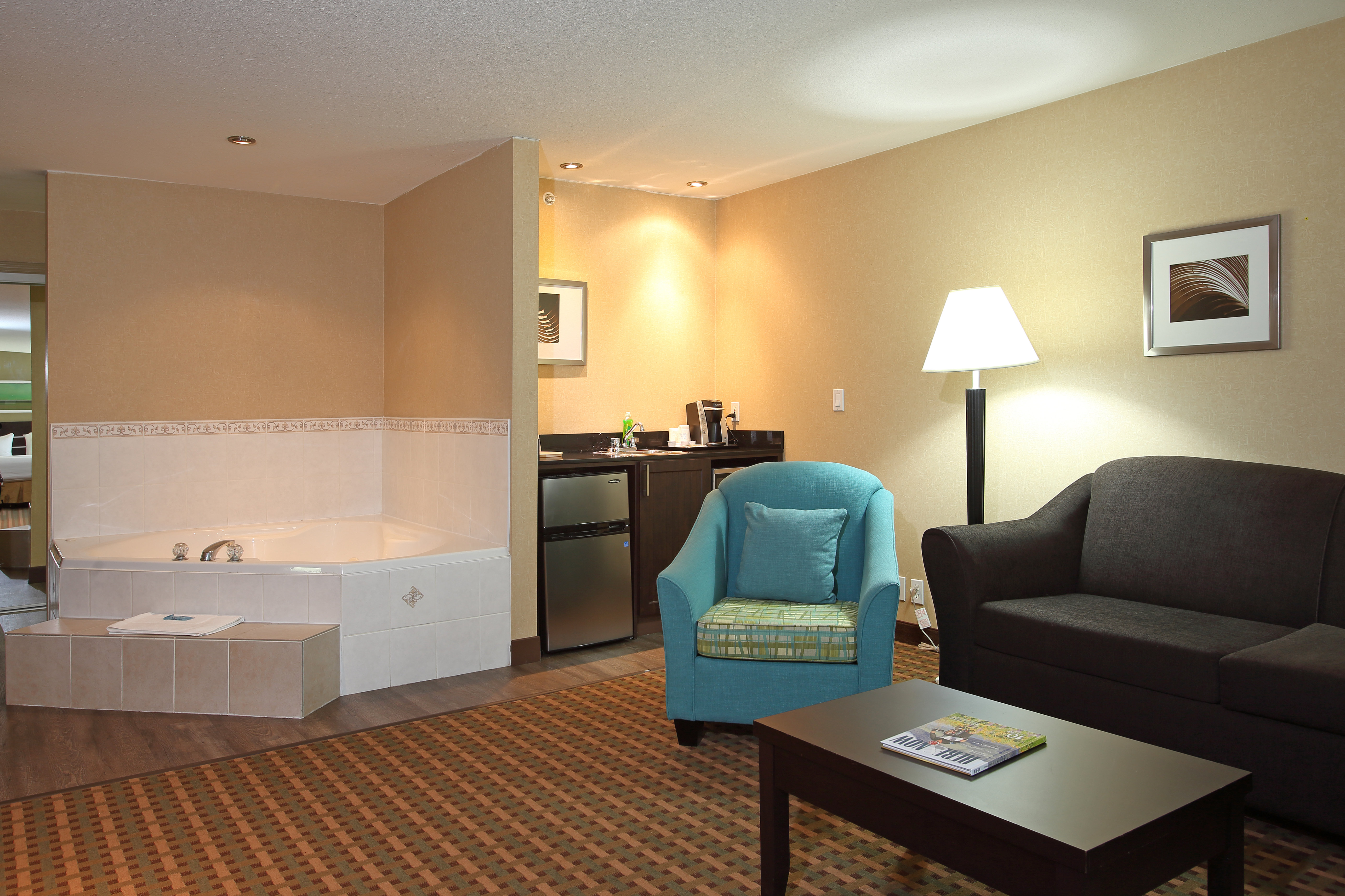 Holiday Inn Express Vernon 45/61