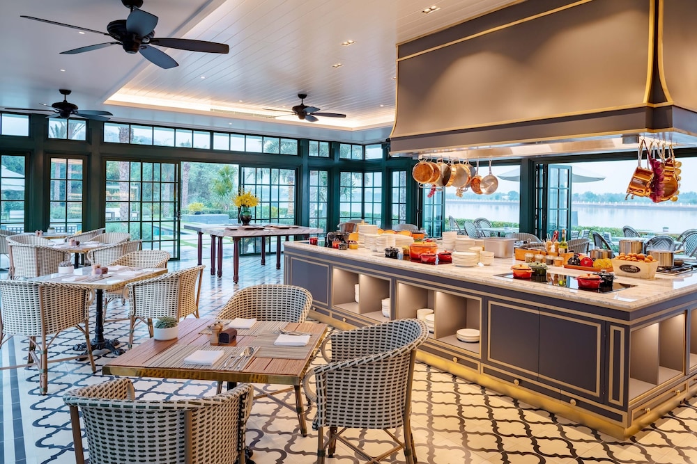 Mia Saigon Luxury Boutique Hotel 53/72