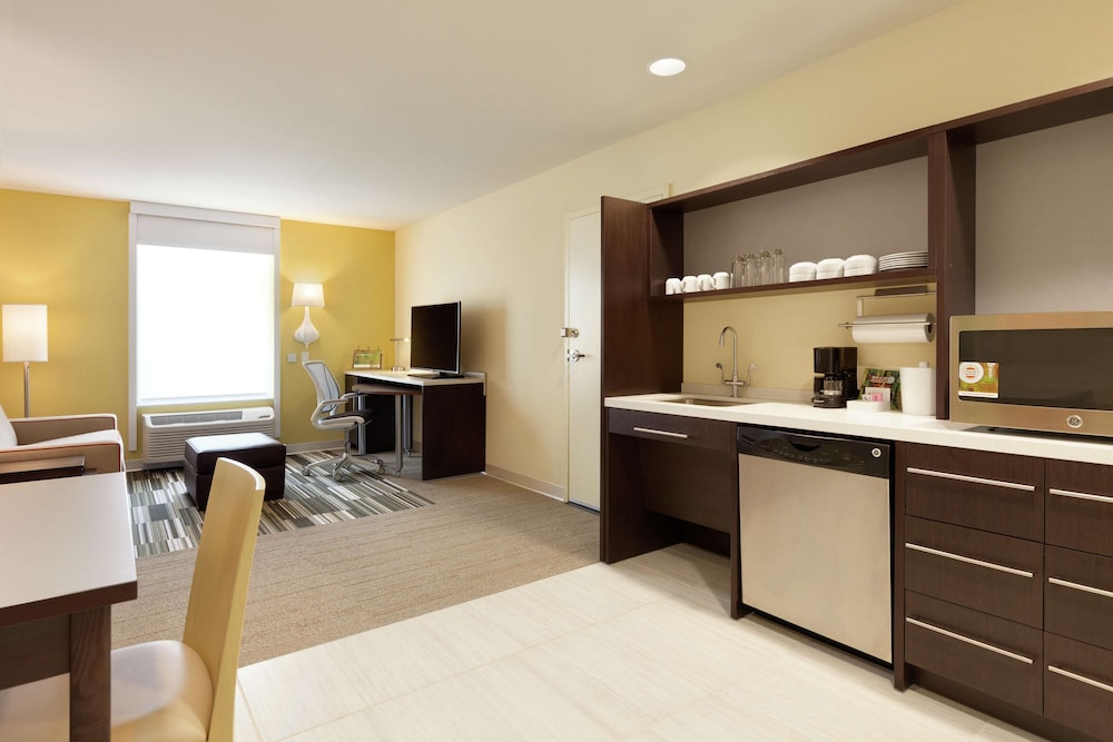 Home2 Suites by Hilton Seattle Airport 7/27