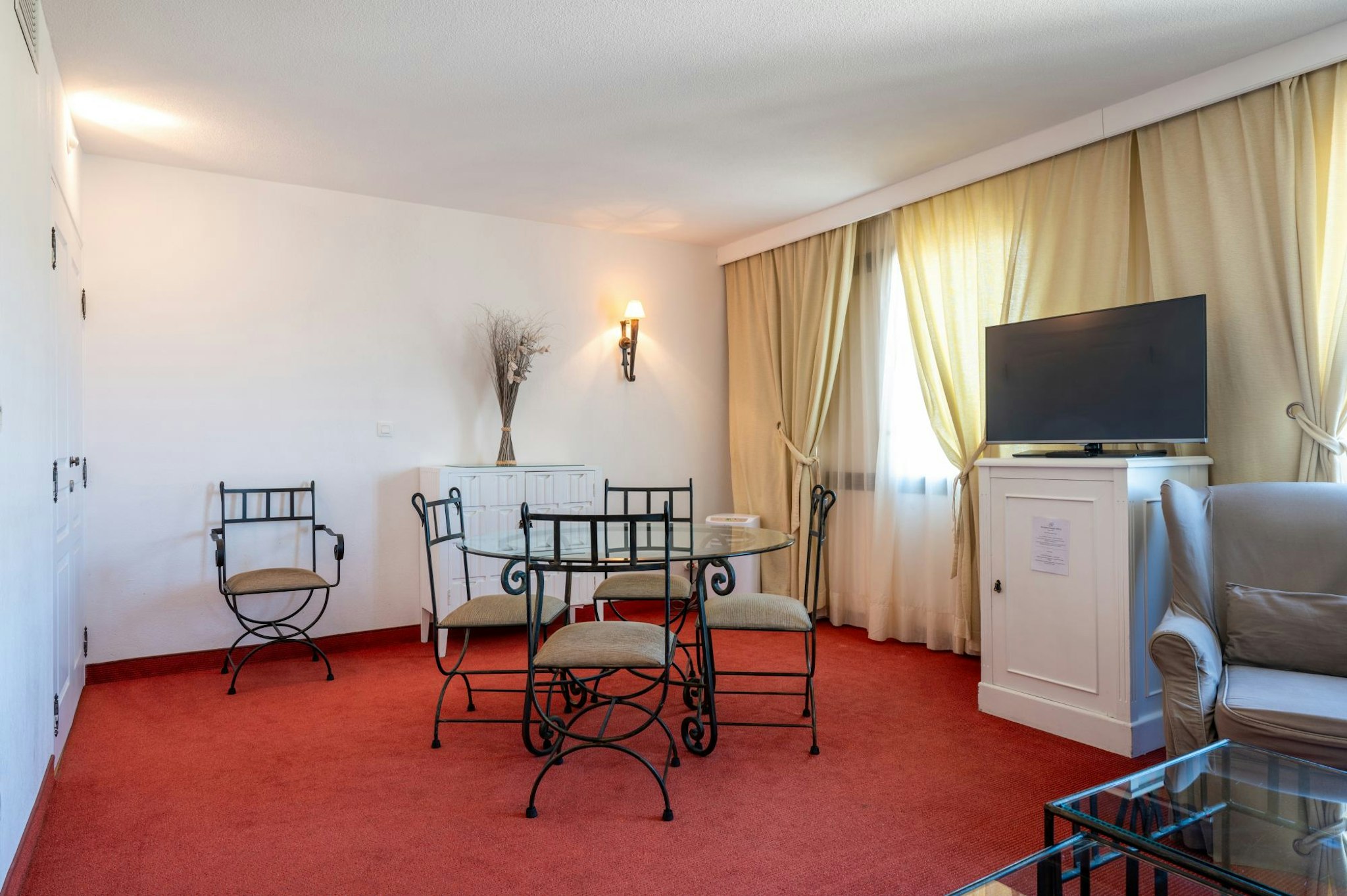 Avignon Grand Hotel 35/38