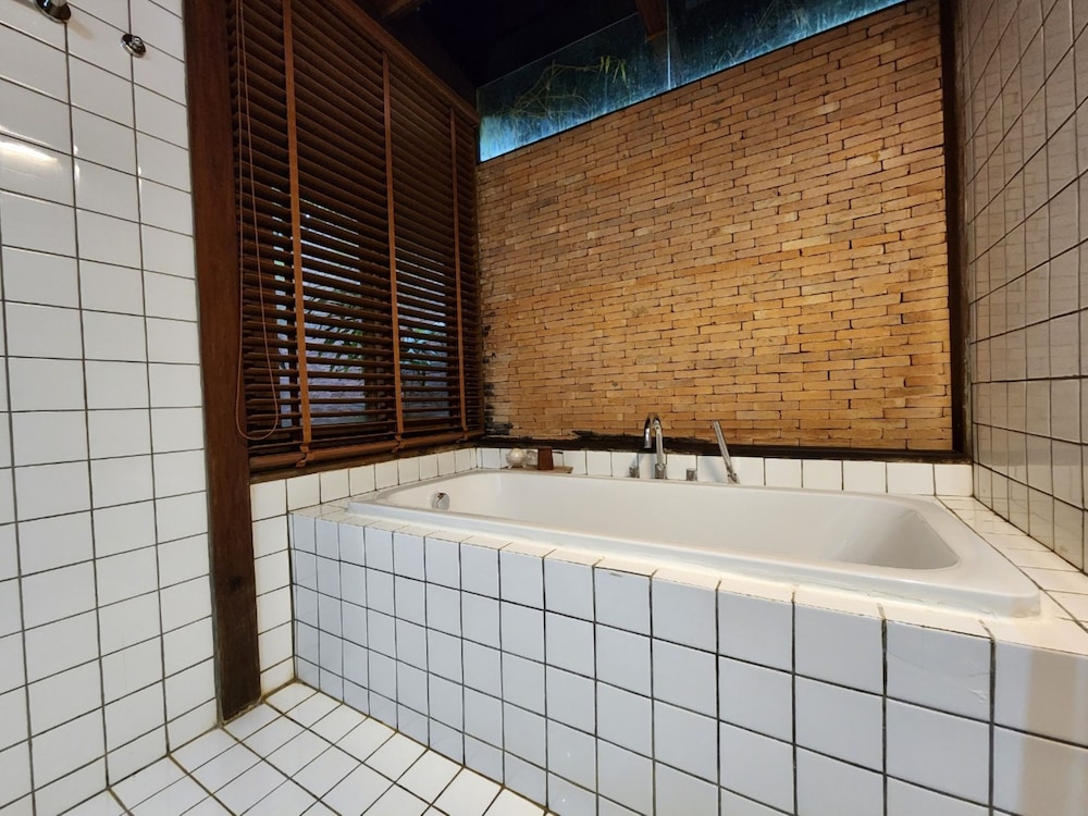 Athita The Hidden Court Chiang Saen 46/48