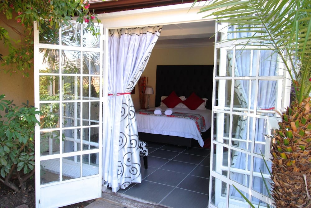 House On Morninghill 14/33