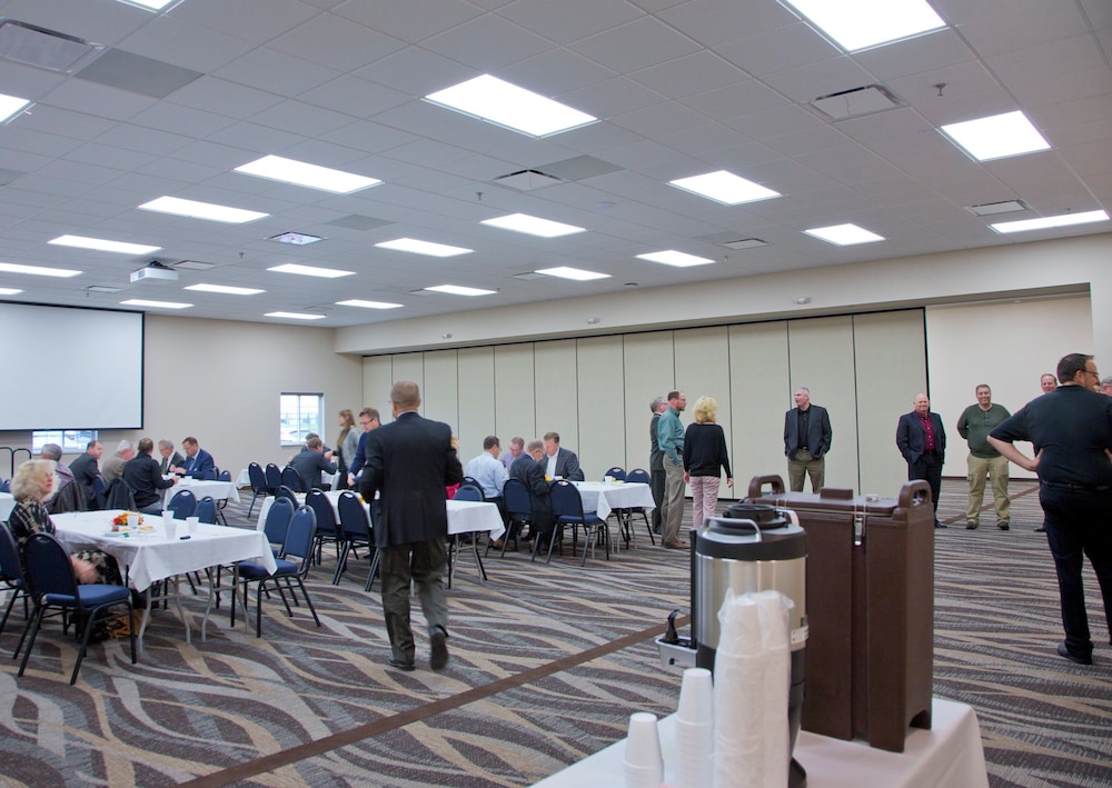 Cobblestone Inn & Suites - Boone 39/50