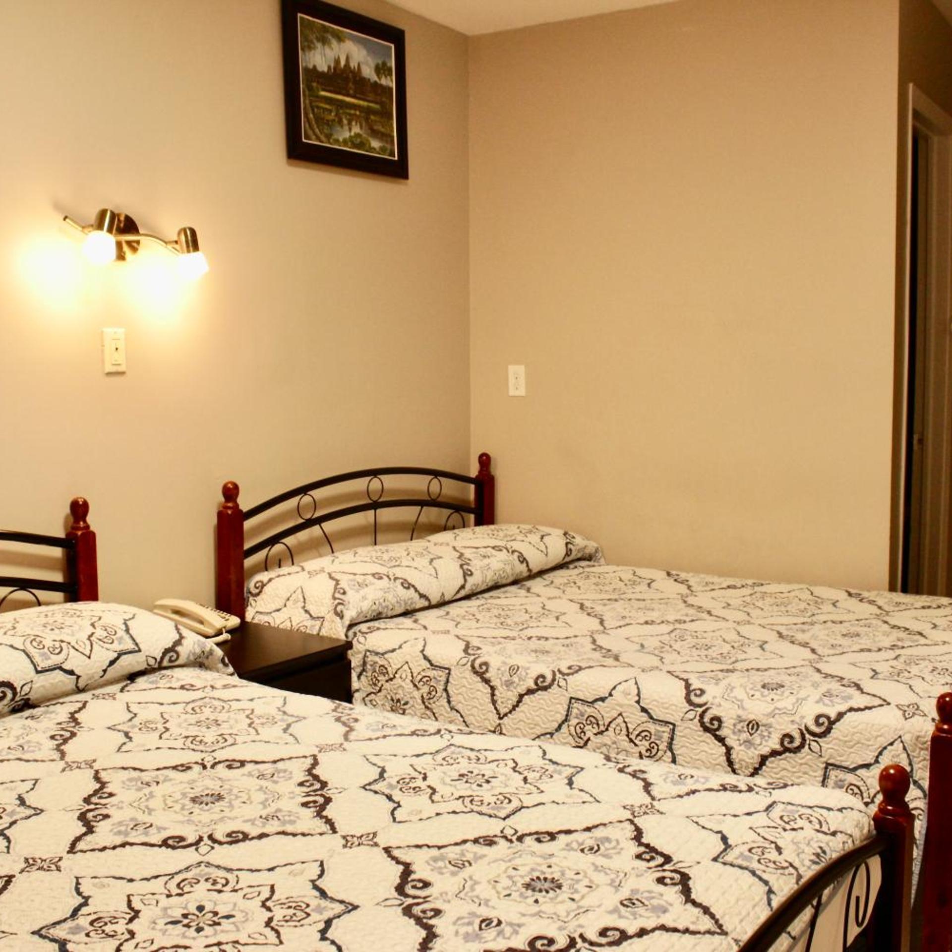 Hotel Victor 22/33