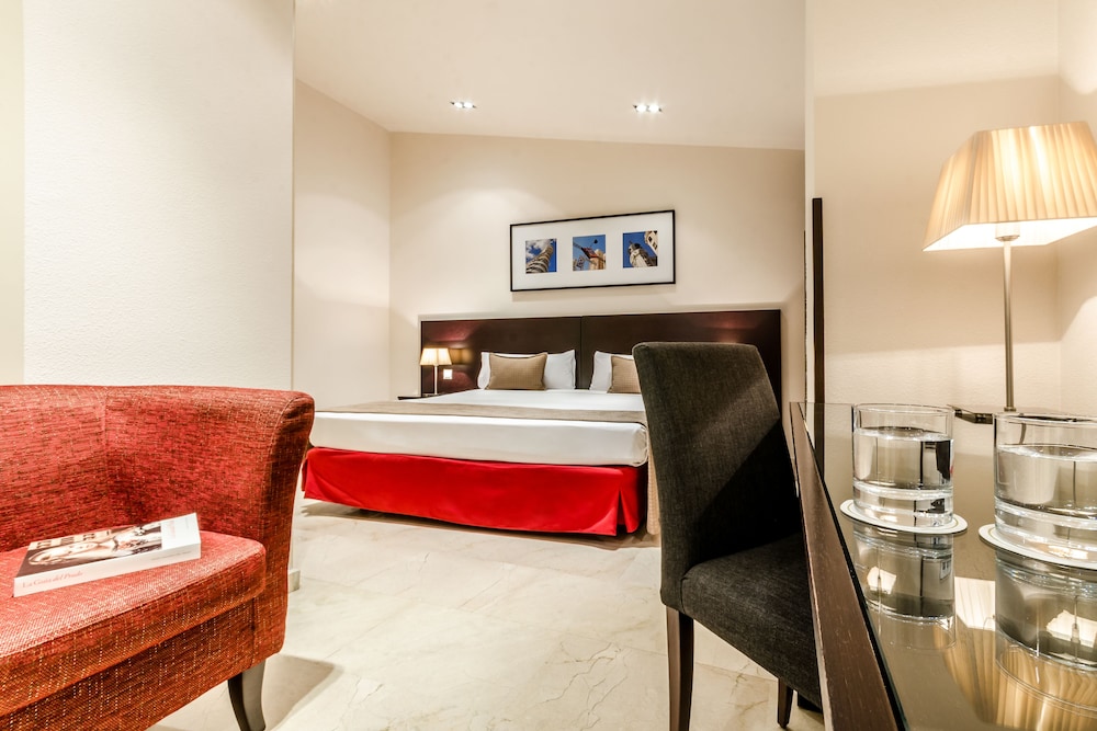 Exe Suites 33 15/55