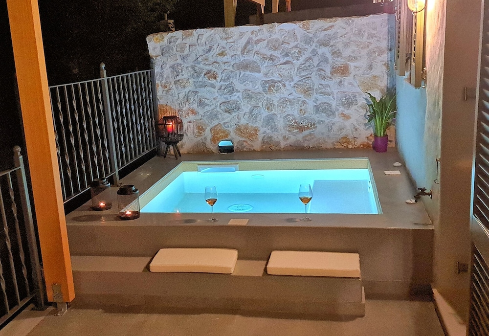 Villa Rosa 22/50