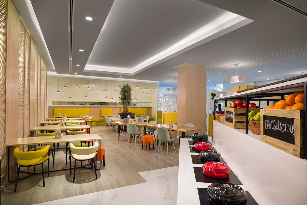 Swiss-Belinn Airport Muscat 50/60